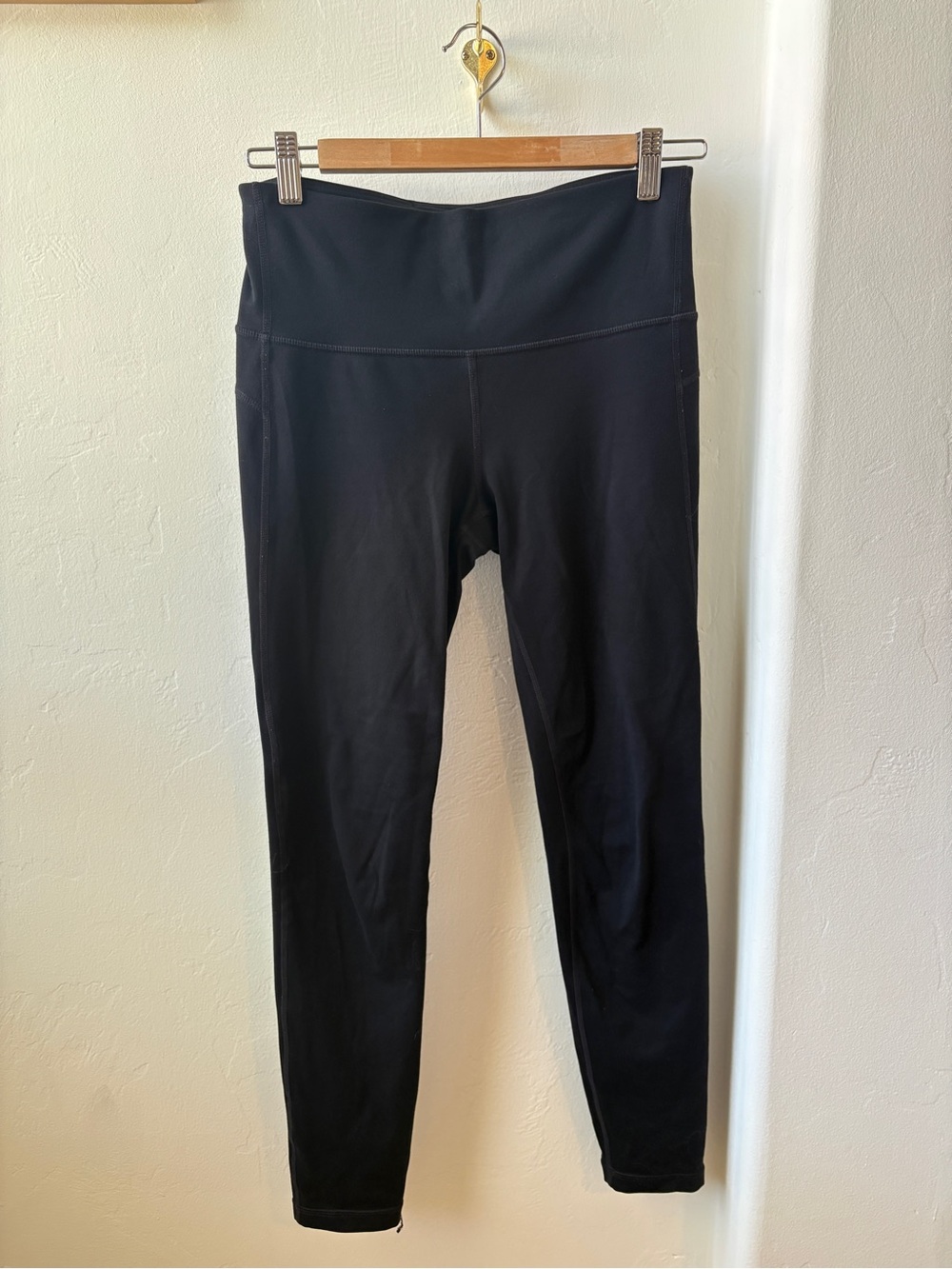 GAP Black GapFit High-Waist Blackout Technology Small Activewear Yoga Leggings
